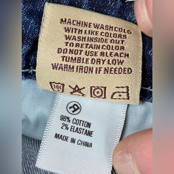 •	Big Star Liv Capri Jeans Women’s 30x23 Blue Stretch Denim EUC - Picture 7 of 15